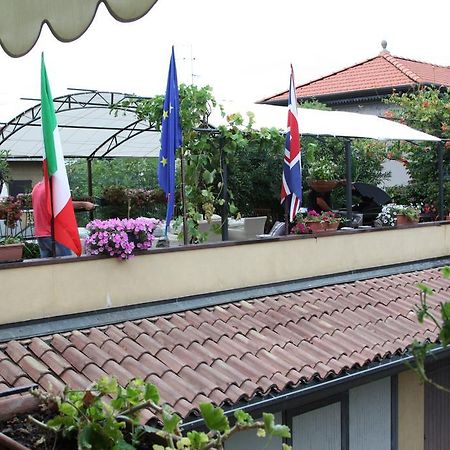 Touristic Apartment "Agata" Sirmione Exterior photo