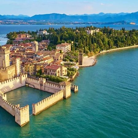 Touristic Apartment "Agata" Sirmione Exterior photo