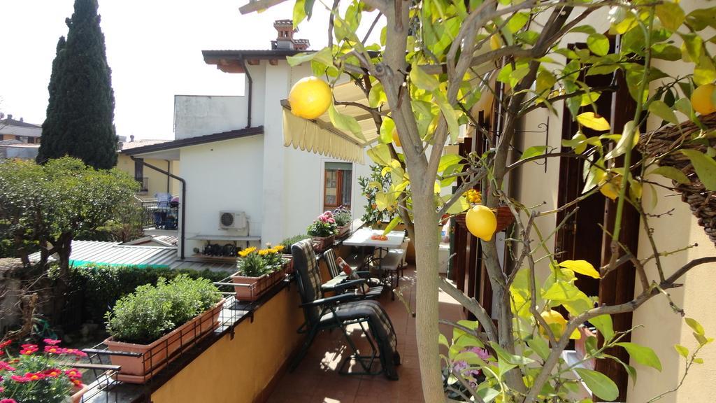 Touristic Apartment "Agata" Sirmione Room photo